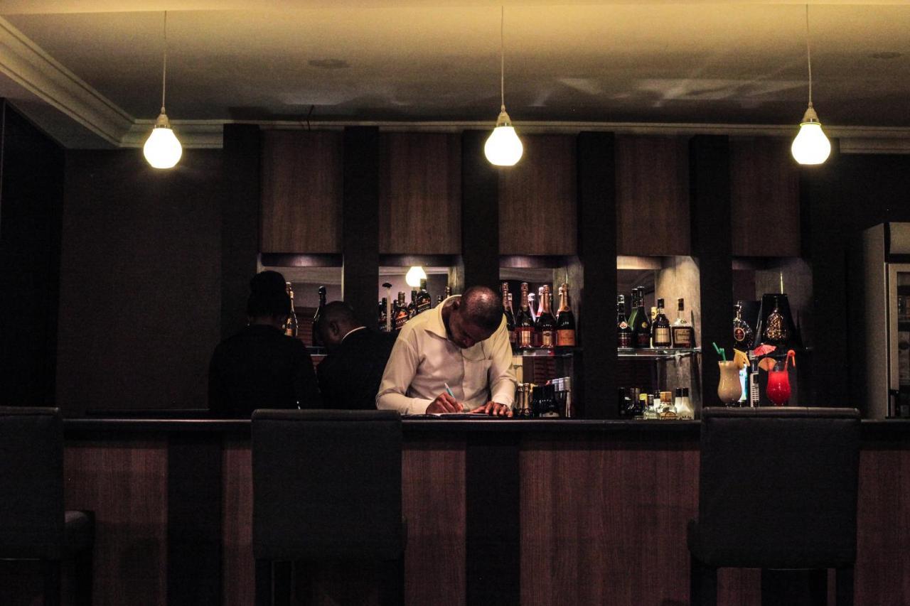 Visa Karena Hotels Port Harcourt Ngoại thất bức ảnh