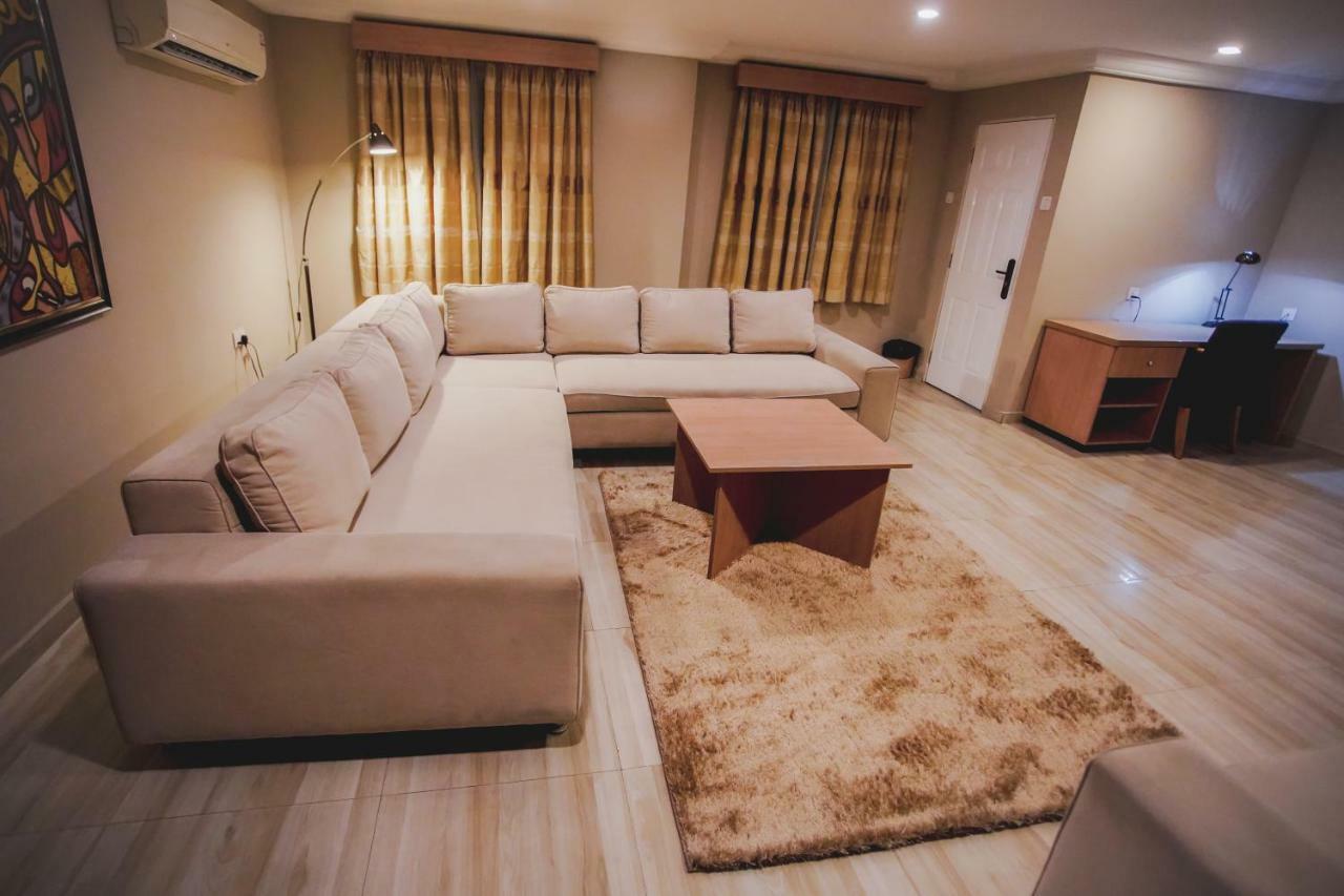 Visa Karena Hotels Port Harcourt Ngoại thất bức ảnh