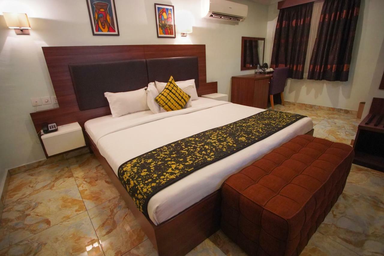 Visa Karena Hotels Port Harcourt Ngoại thất bức ảnh